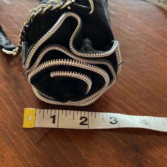 Sasha Shiny Black Barrel Purse with Zipper Flowers Clubwear Festival Boho Hippie - Picture 7 of 7